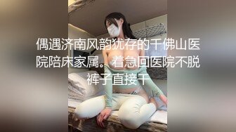 妖艳的48岁阿姨，这浓浓的妆容，直击我的小心脏，爱爱爱！