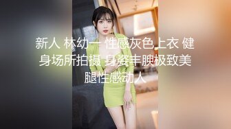  熟女大姐吃鸡舔菊花 撅着屁屁被无套操屁眼 大奶子 鲍鱼肥厚