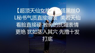 天使脸蛋纤细身材劲爆巨乳冲击力太强了！国外万千宅男追捧的极品高颜值尤物