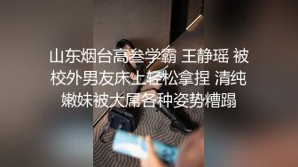  丈母娘疼女婿在家激情啪啪给狼友看，交大鸡巴让小哥吃奶舔逼舔菊花精彩又刺激，淫声荡语不断