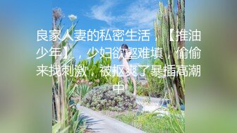 ZT全景厕拍系列12 颜值高的连衣裙妹子脱掉裙子看胸型很完美